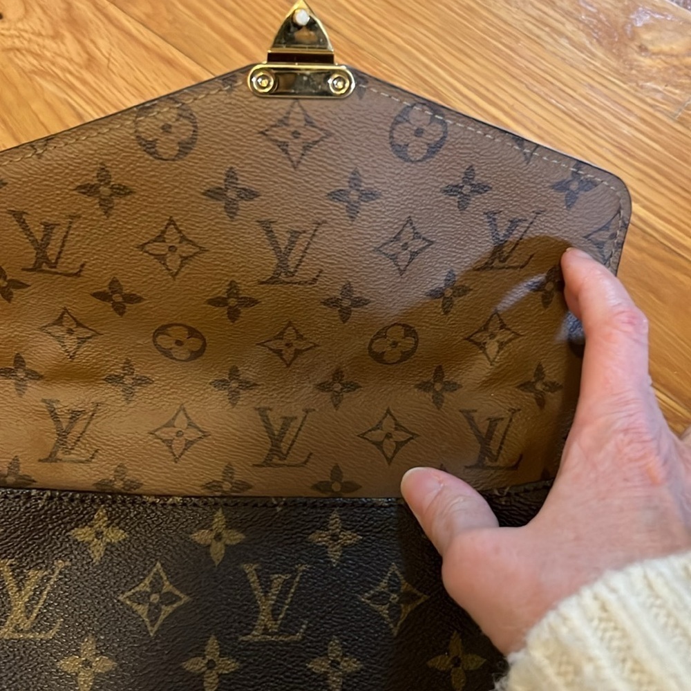 Louis Vuitton AUTHENTIC  Reversible Pochette Métis - Picture 8 of 9